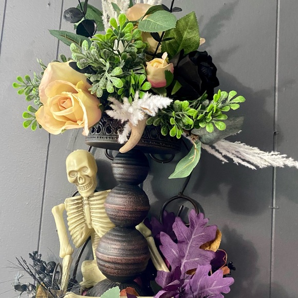 Gothic Candle wall mount - Picture 4 of 5